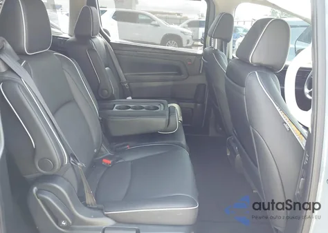 2025 Honda Odyssey Touring z USA, uszkodzony, nr VIN 5FNRL6H82SB002011